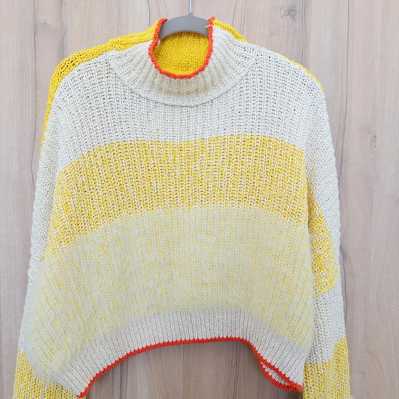 Free People Womens Sunbrite Sweater Size M Yellow Striped Cropped Oversized Cozy - Picture 2 of 6